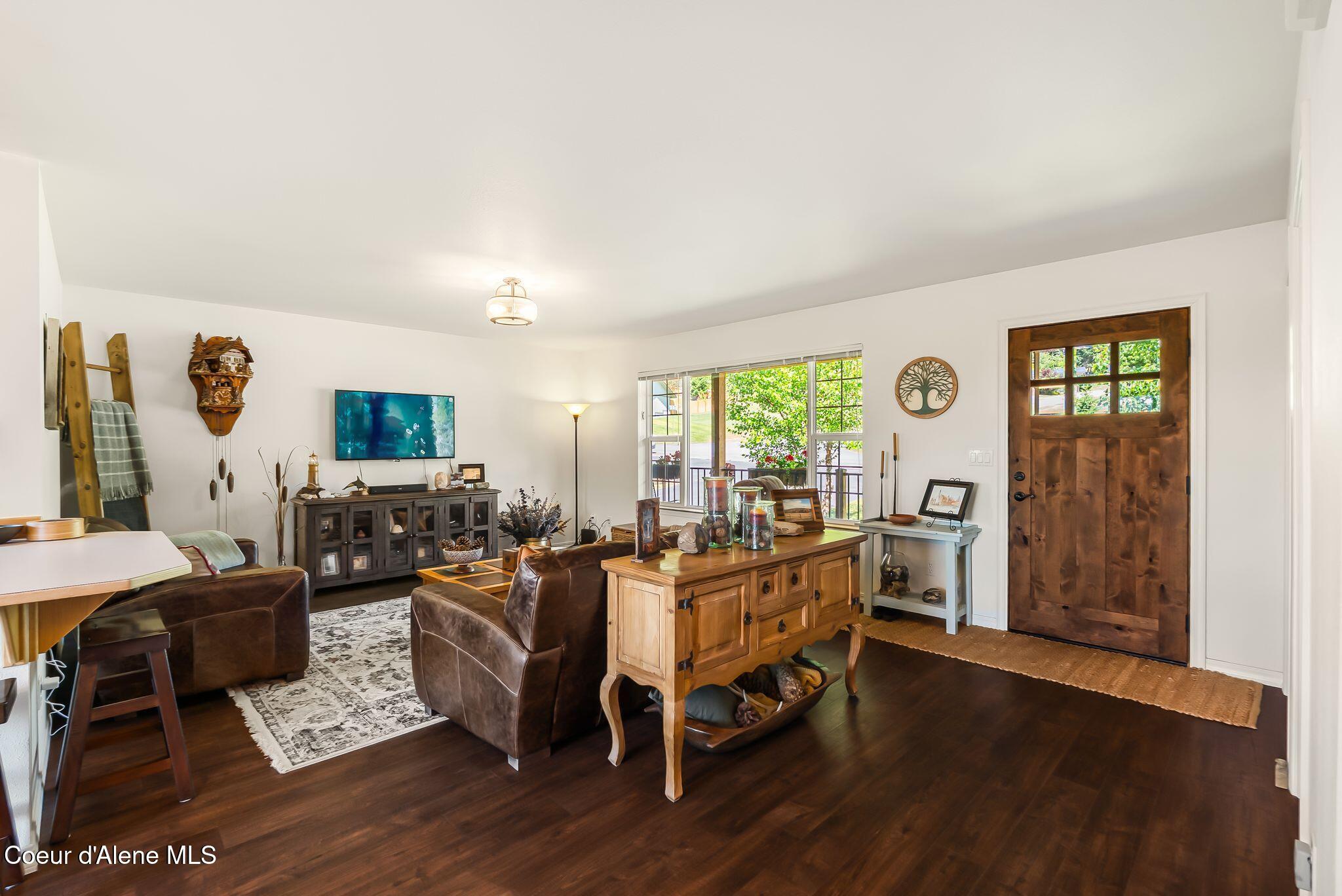 6872 Westview Drive