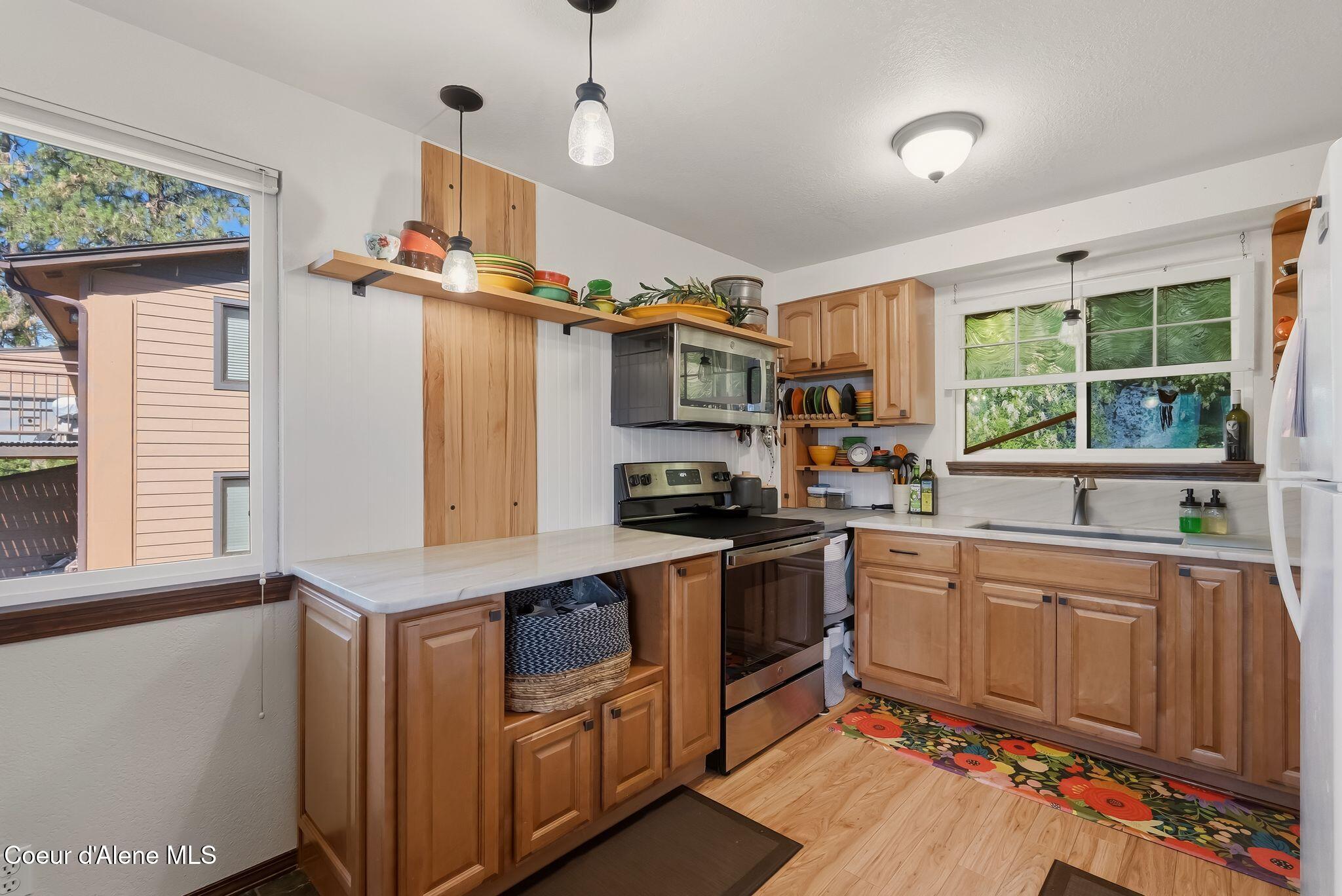 18122 E Duwamish Drive, #17