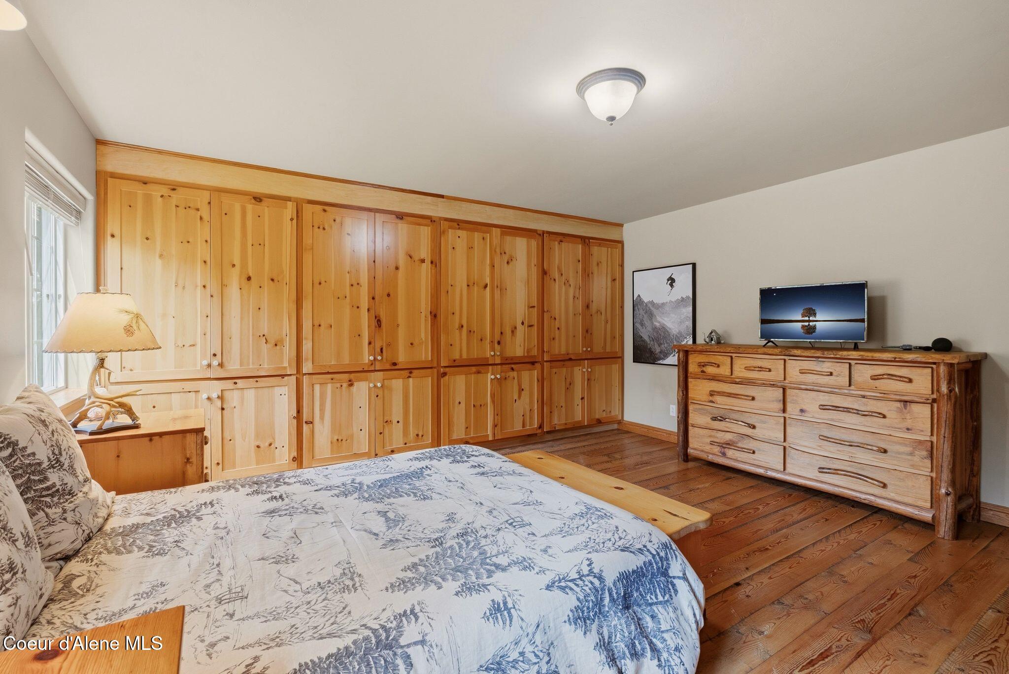 235 Kiebert Loop