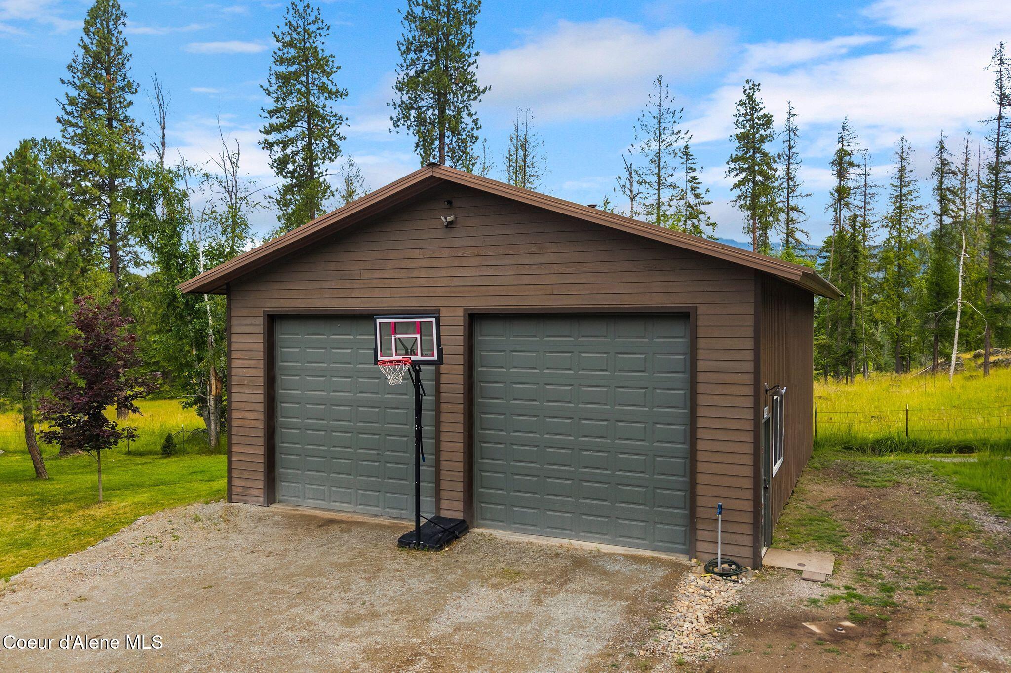 235 Kiebert Loop