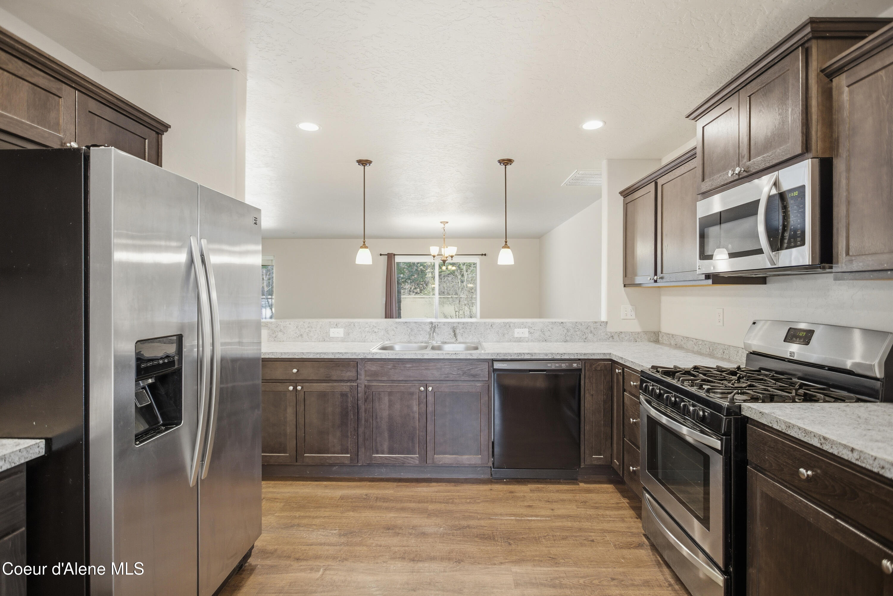 1121 Honeysuckle Avenue