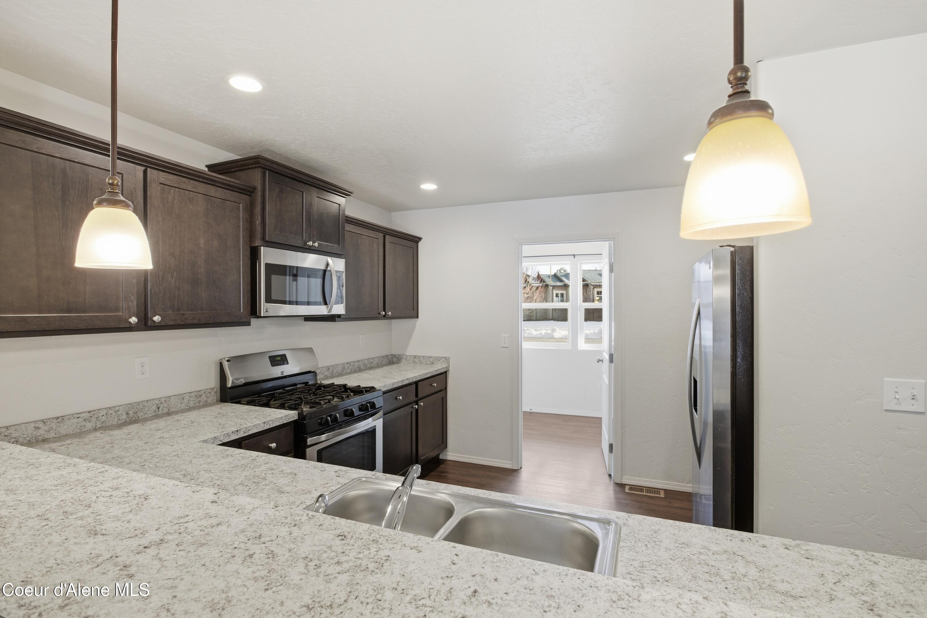 1121 Honeysuckle Avenue