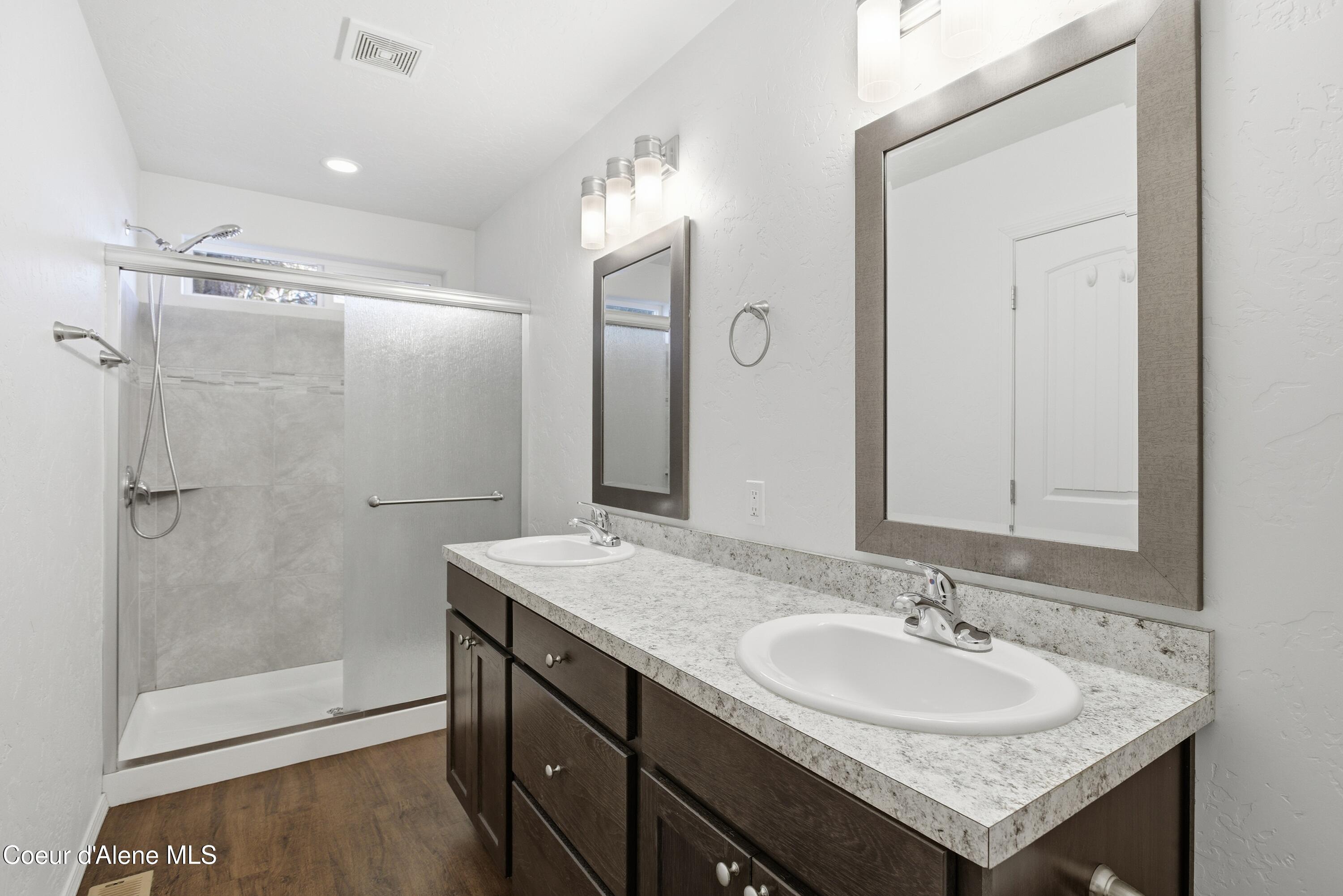 1121 Honeysuckle Avenue