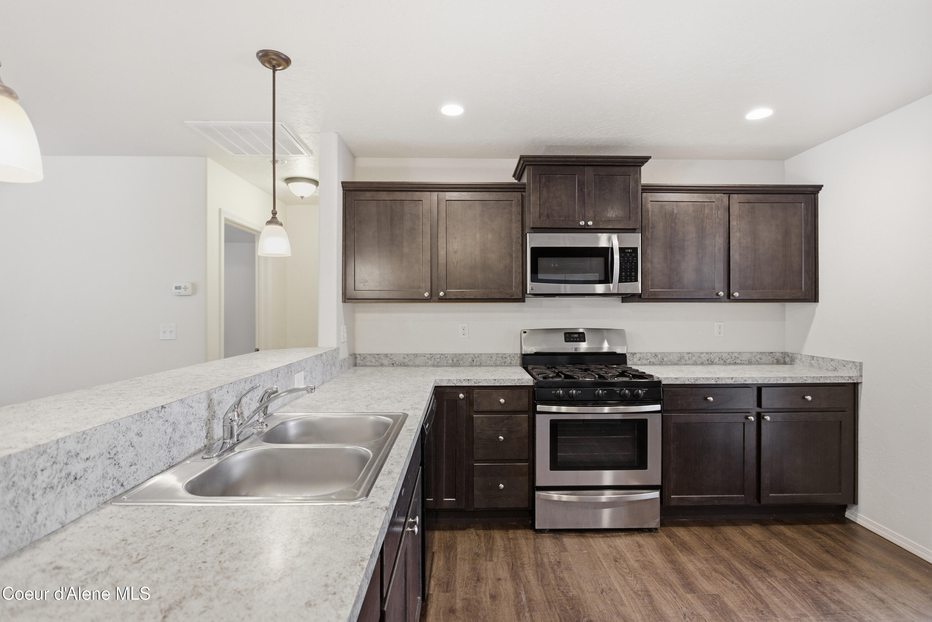 1121 Honeysuckle Avenue