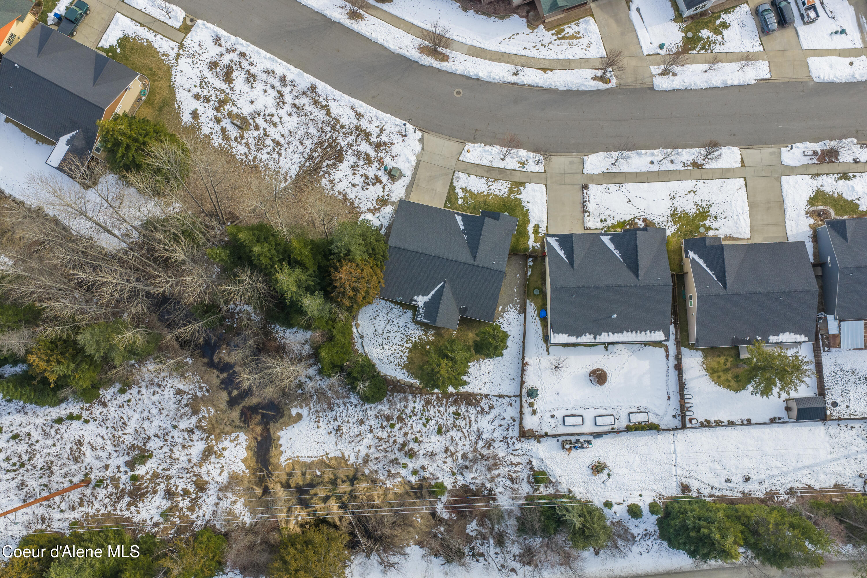 1121 Honeysuckle Avenue