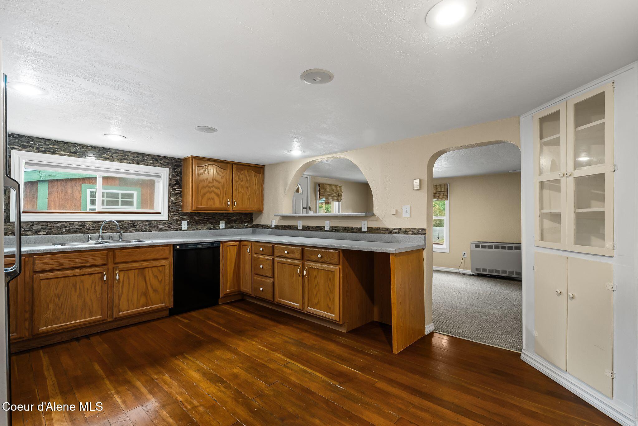 1601 Main Street