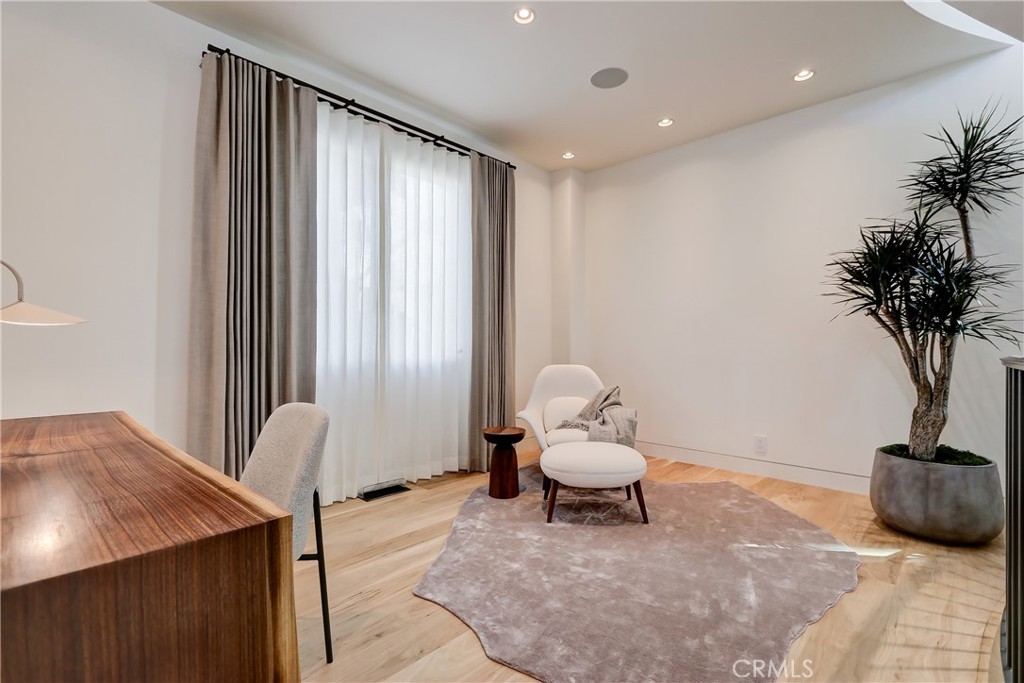 1712 Manhattan Avenue