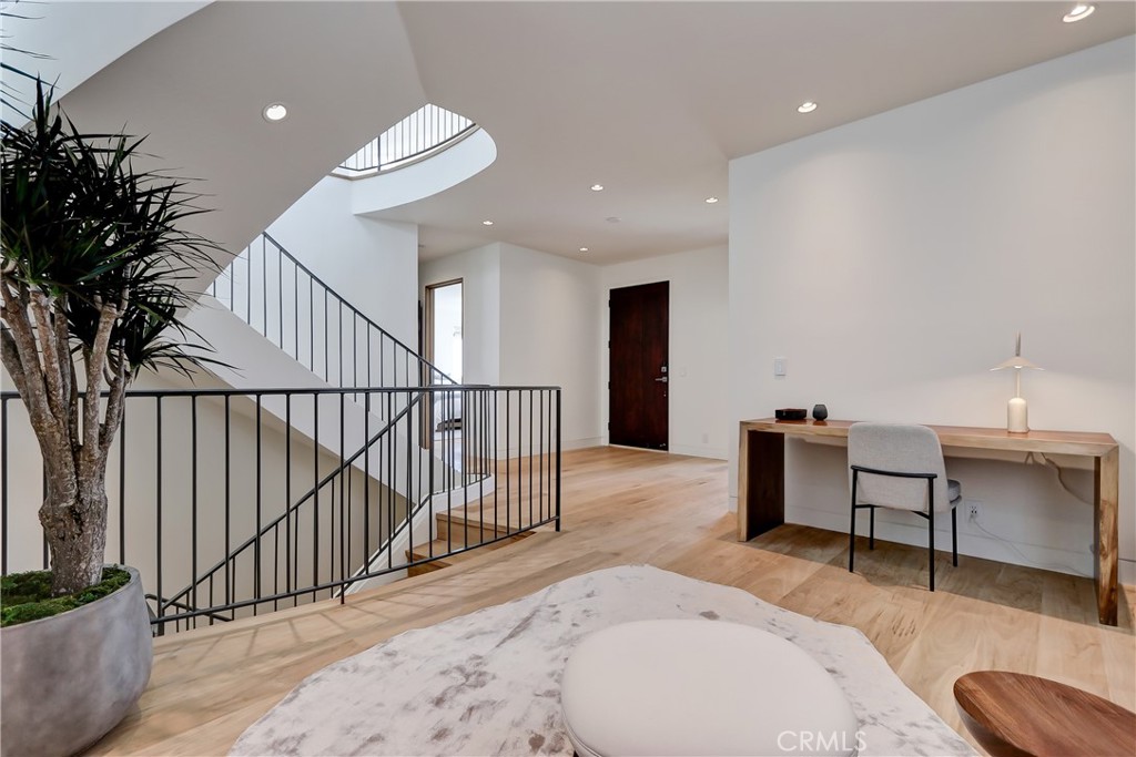 1712 Manhattan Avenue