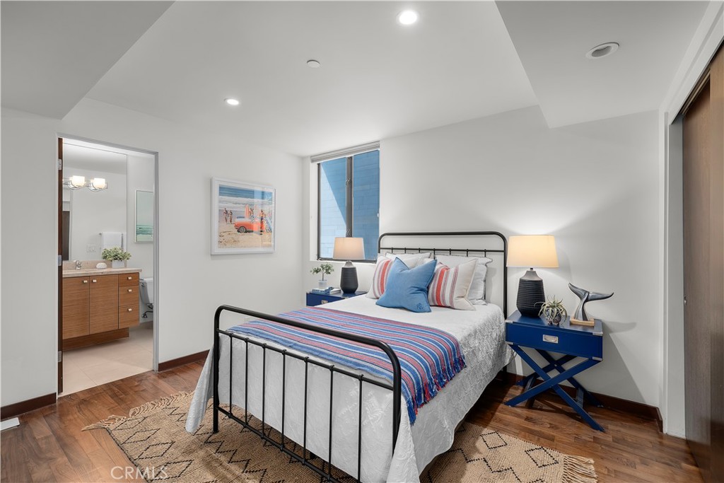 1308 Manhattan Avenue