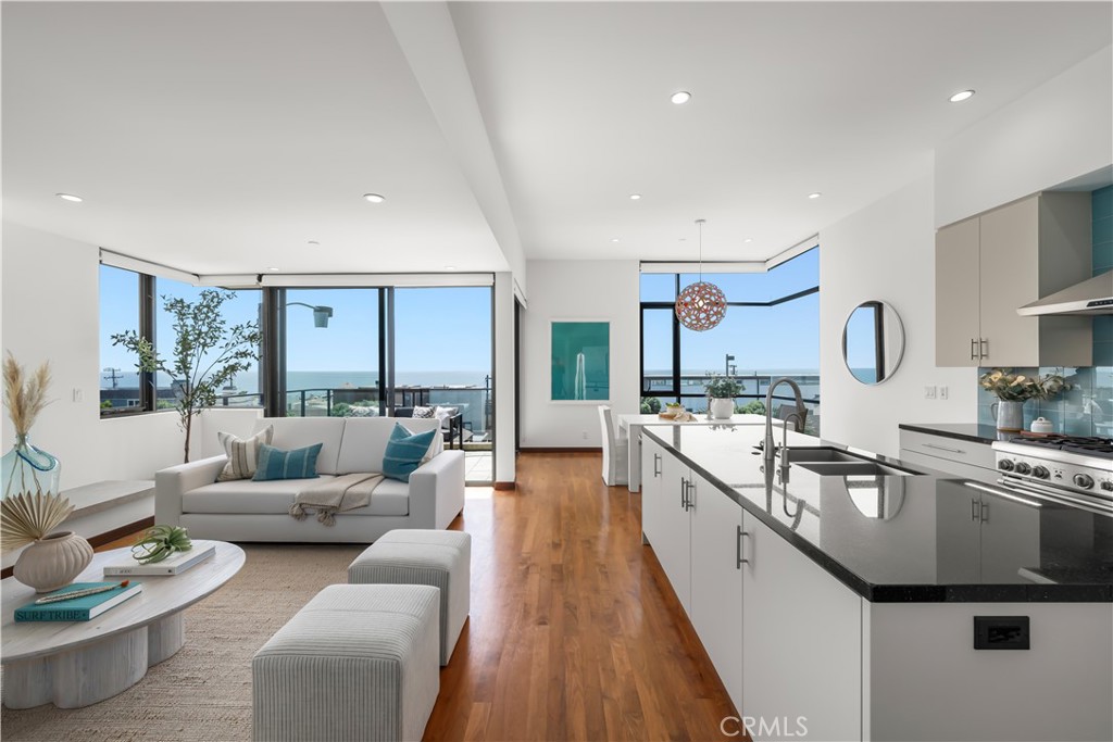 1308 Manhattan Avenue