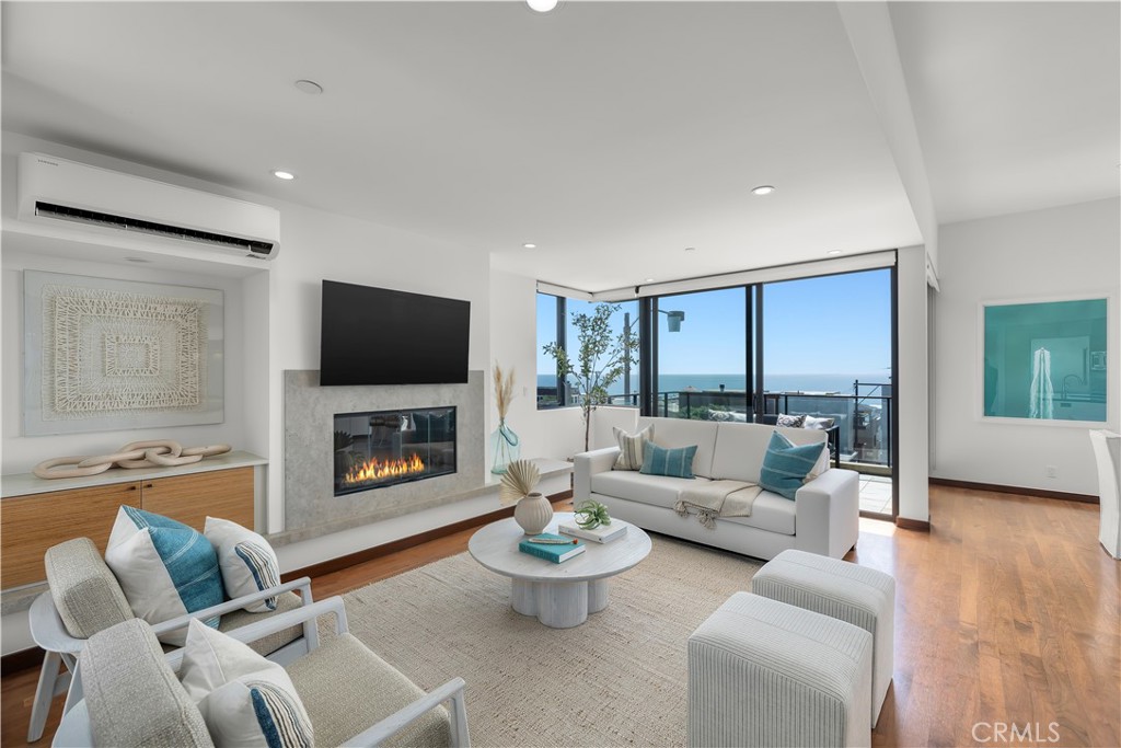 1308 Manhattan Avenue