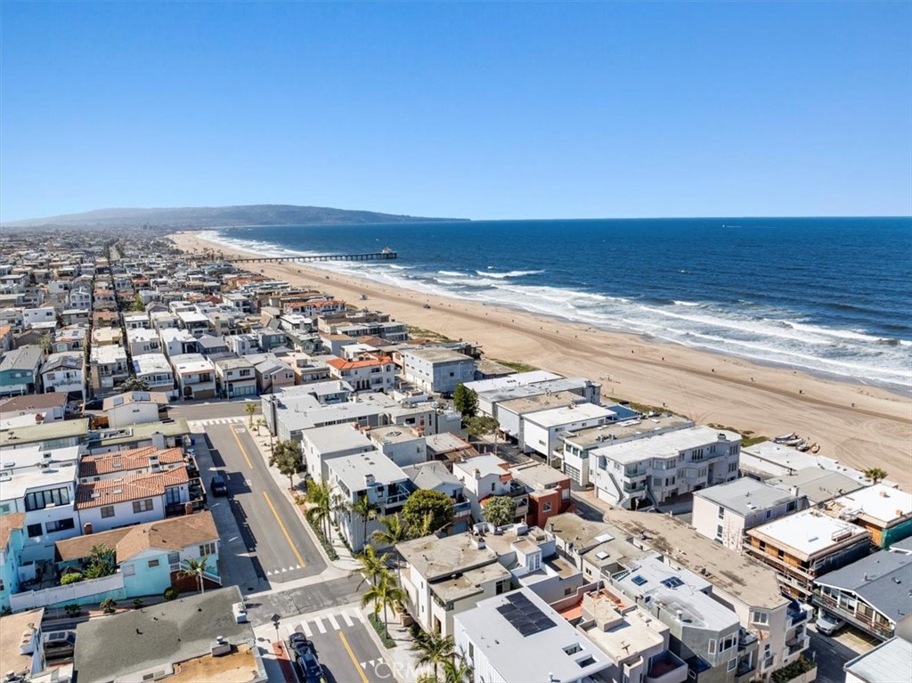 2301 Manhattan Avenue