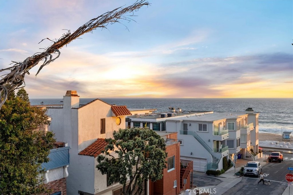 2301 Manhattan Avenue