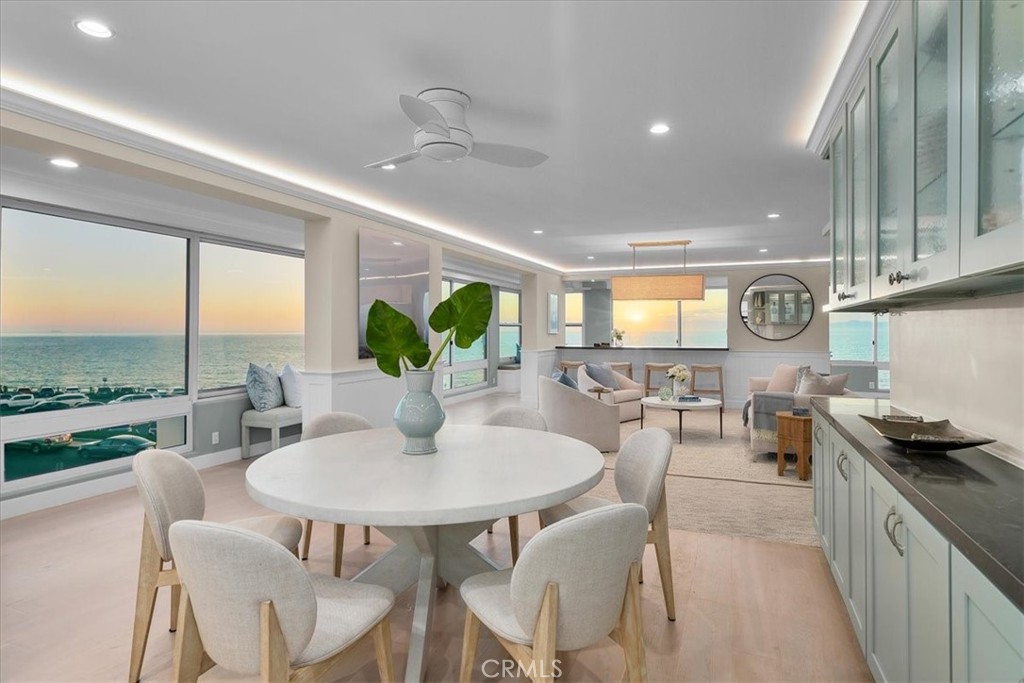 201 Calle Miramar 35