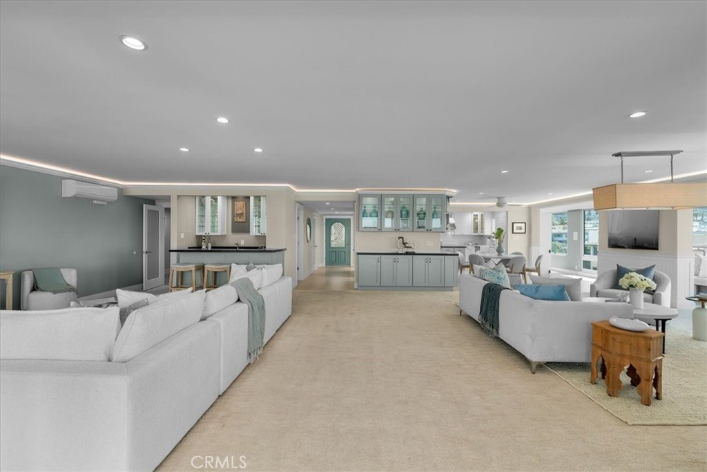 201 Calle Miramar 35