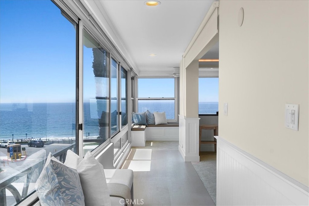 201 Calle Miramar 35