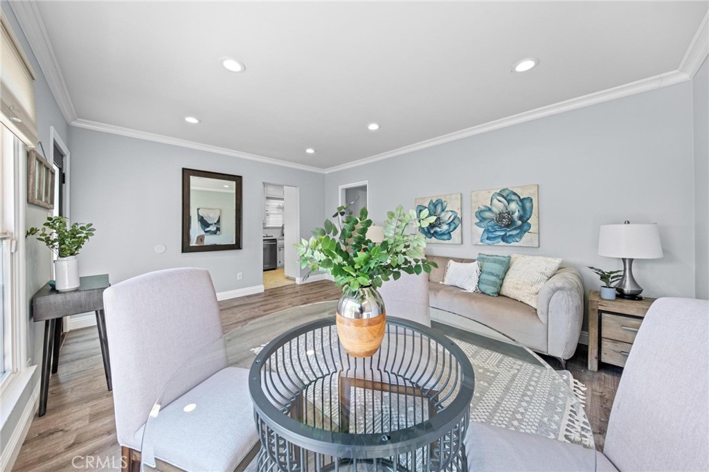 1084 W 26th Street