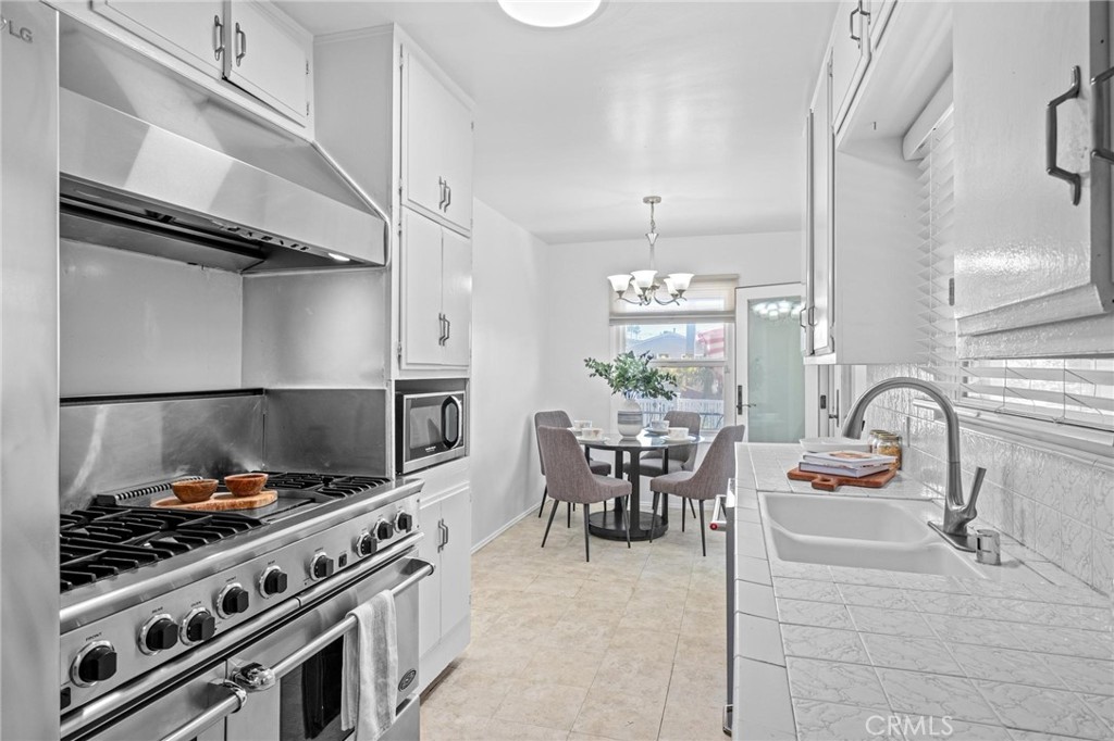 1084 W 26th Street