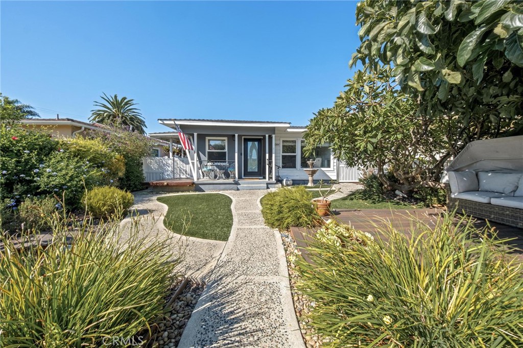 1084 W 26th Street