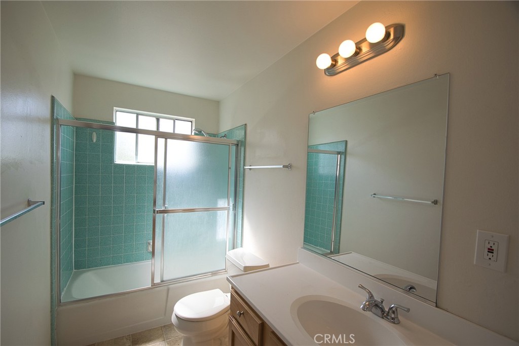 2400 Marshallfield Lane