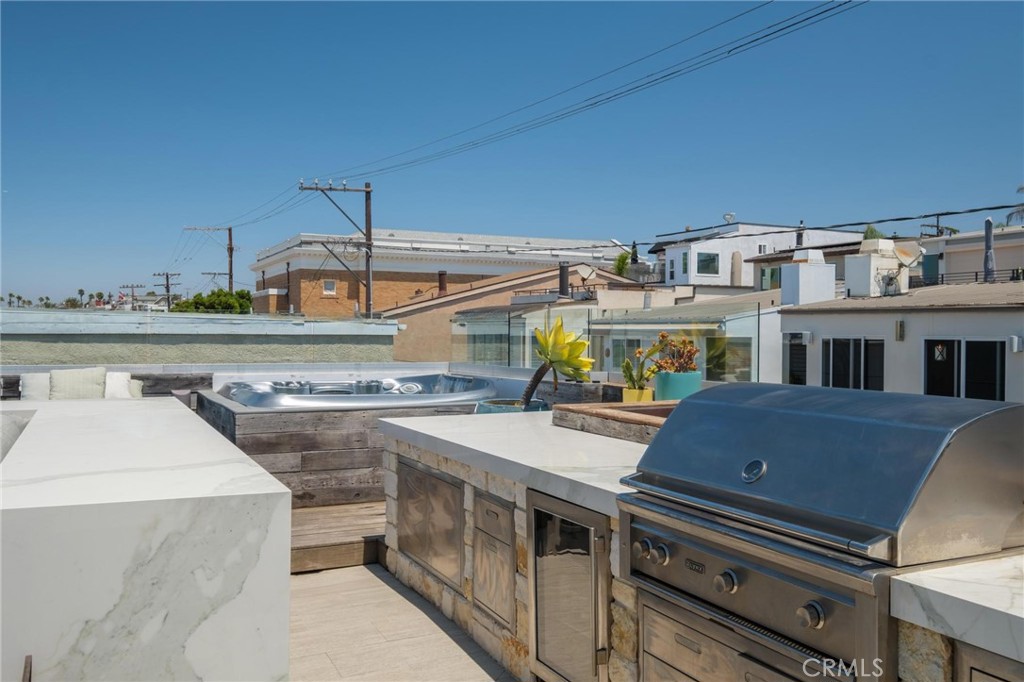 1501 Palm Drive