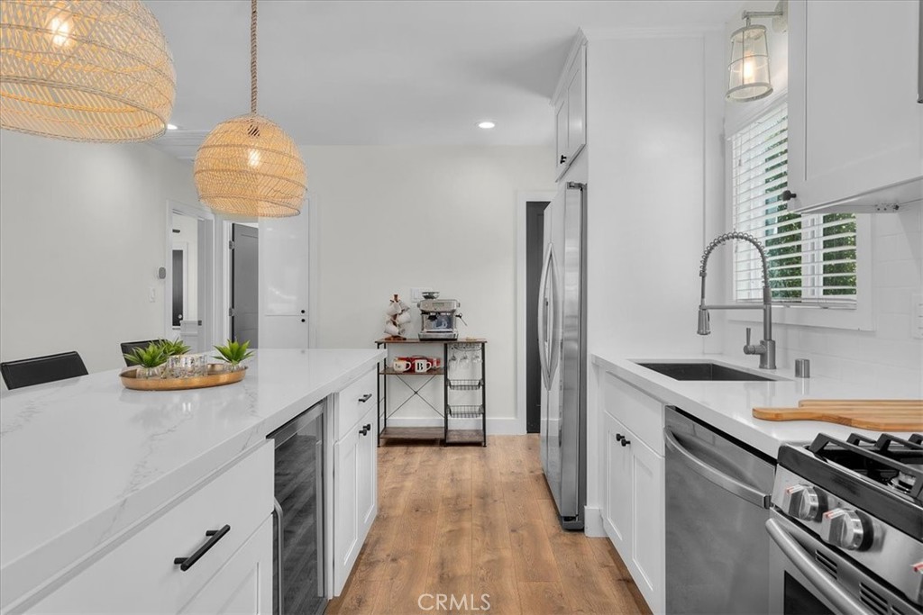 1430 Bonnie Brae