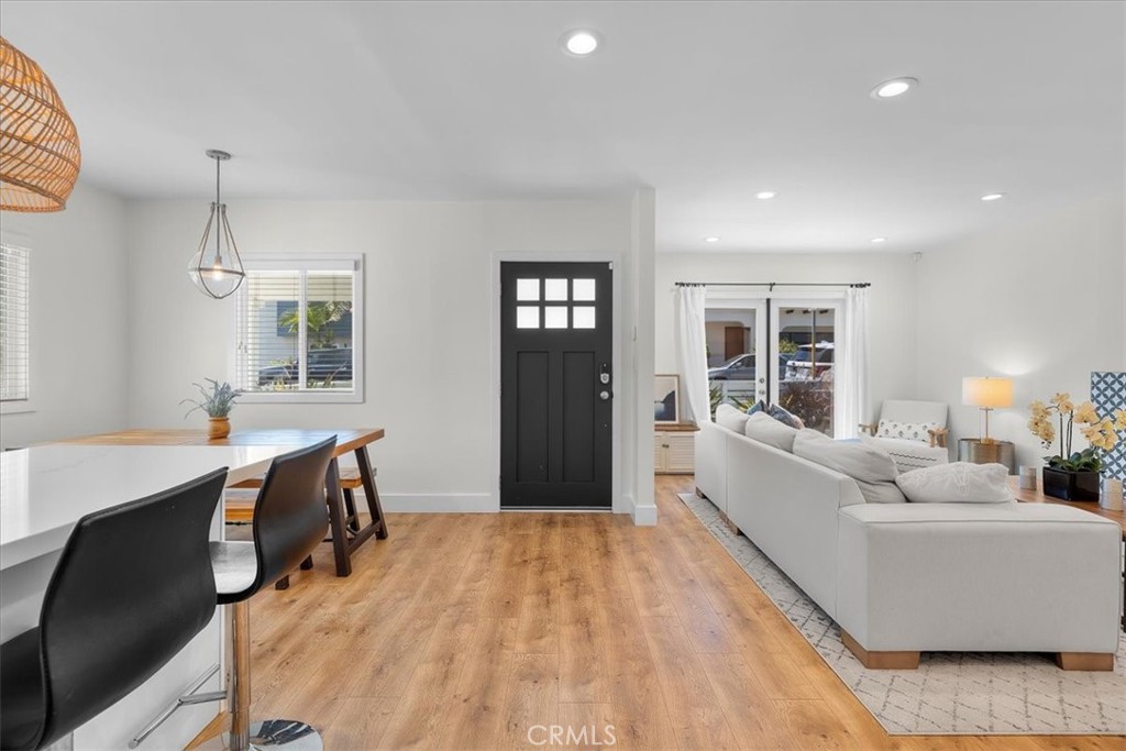 1430 Bonnie Brae