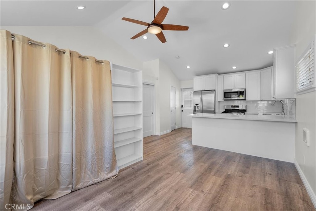 1430 Bonnie Brae