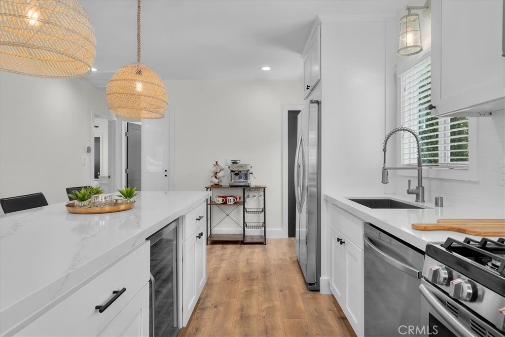 1430 Bonnie Brae