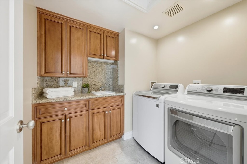 2909 Maple