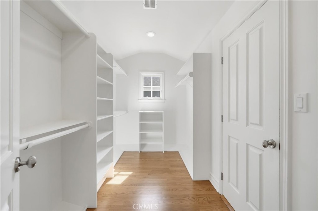 2909 Maple
