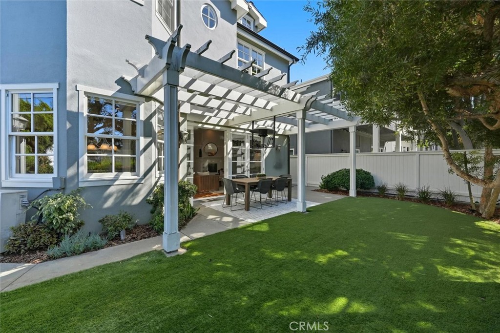 2909 Maple