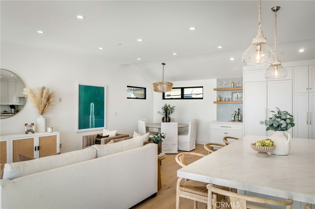 89 Bayview