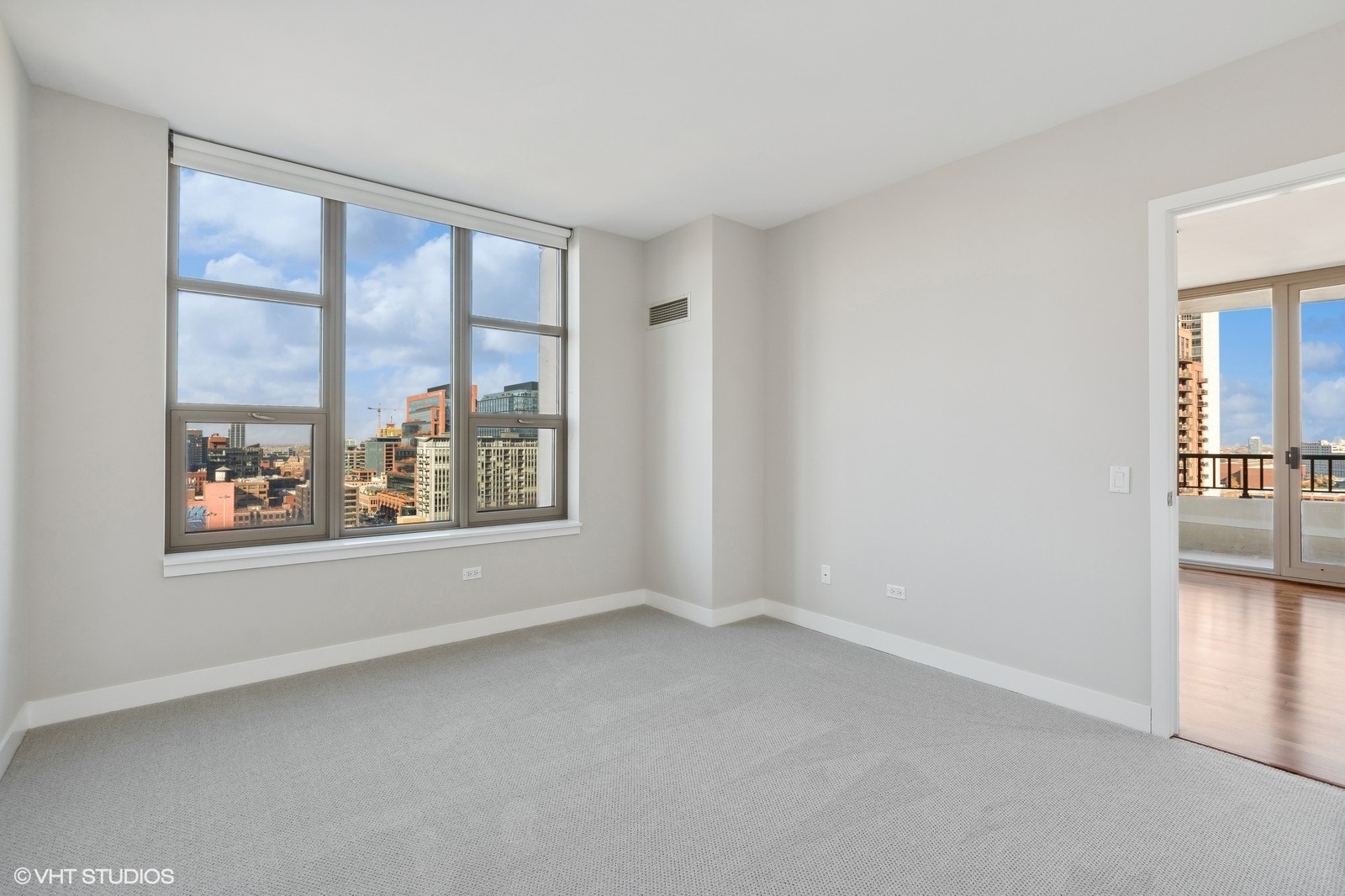 200 N JEFFERSON Street Unit: 804