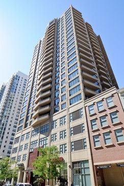 200 N JEFFERSON Street Unit: 804