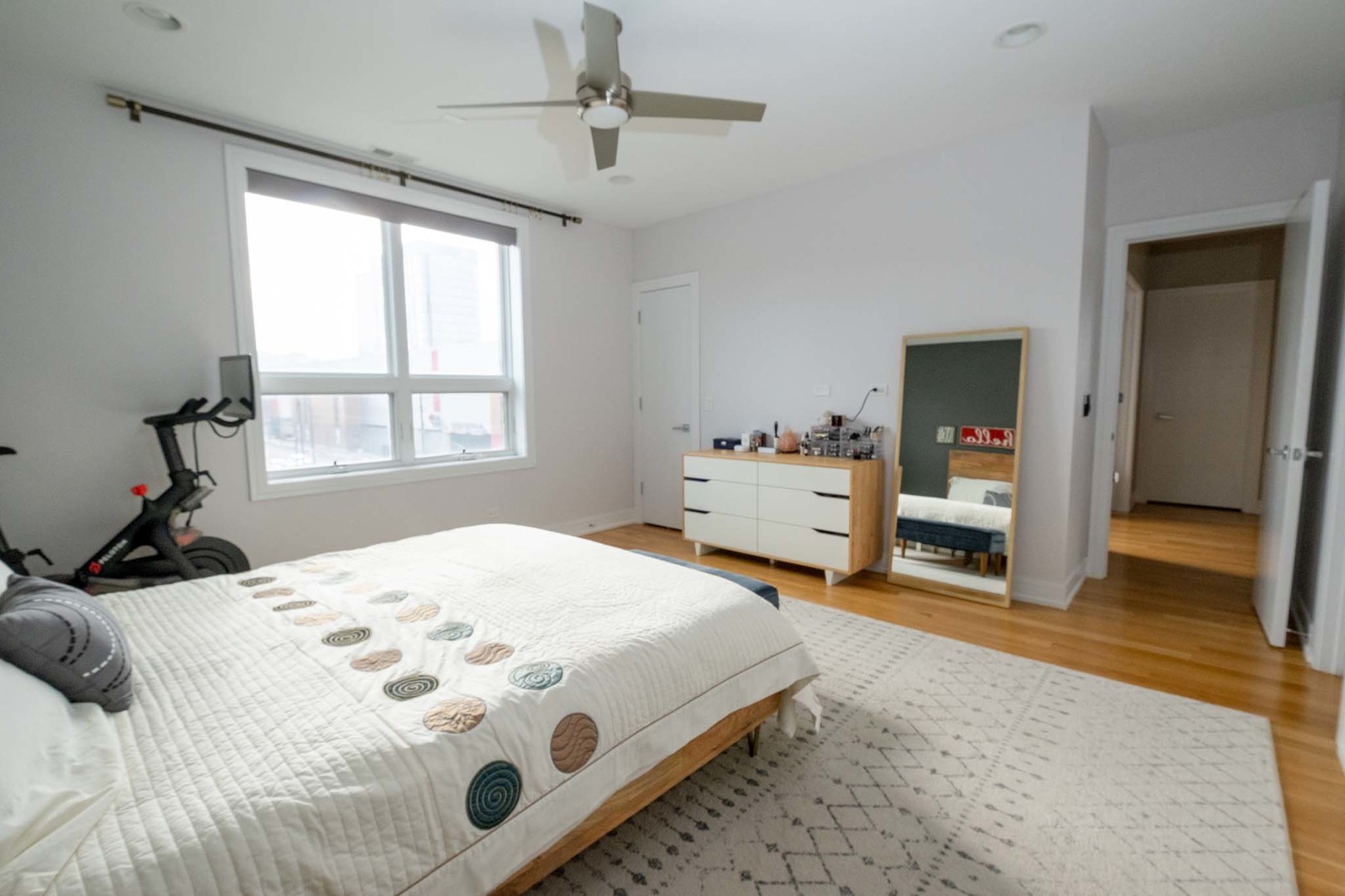 1317 N Larrabee Street Unit: 303
