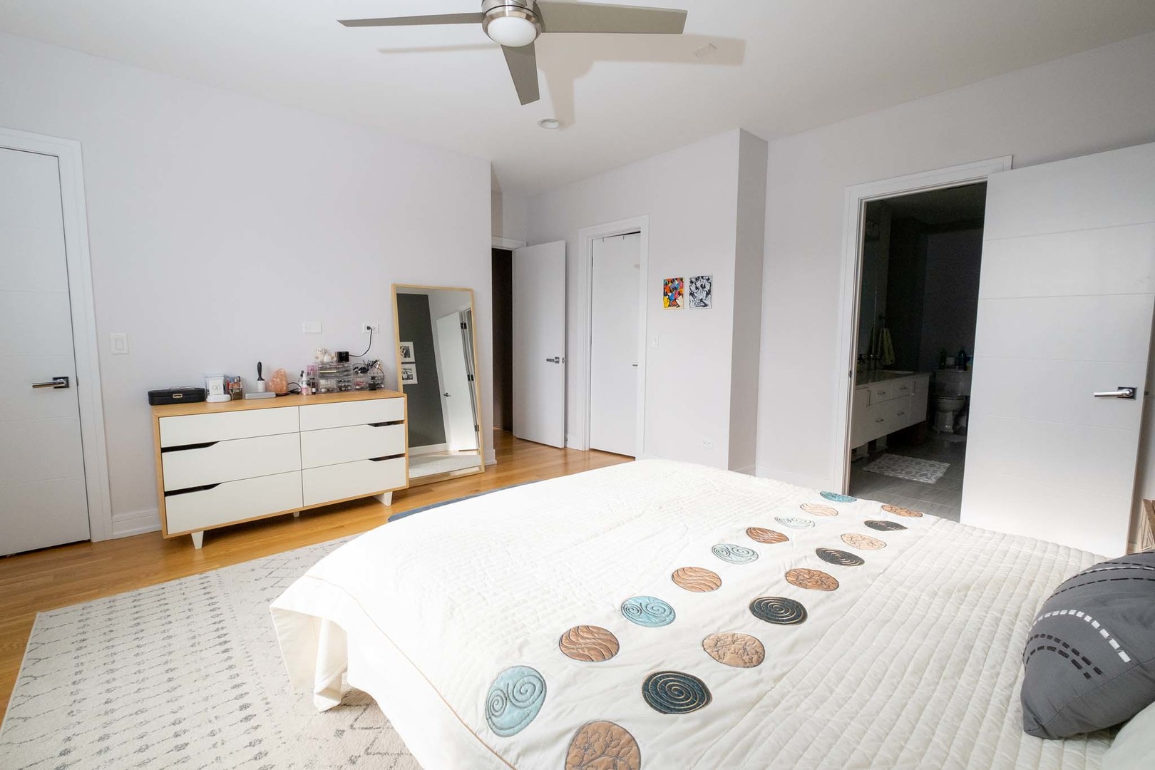 1317 N Larrabee Street Unit: 303