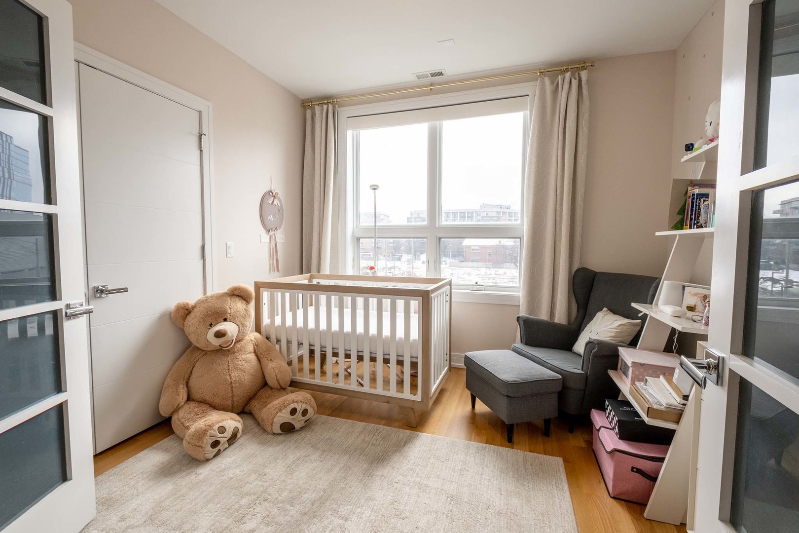 1317 N Larrabee Street Unit: 303