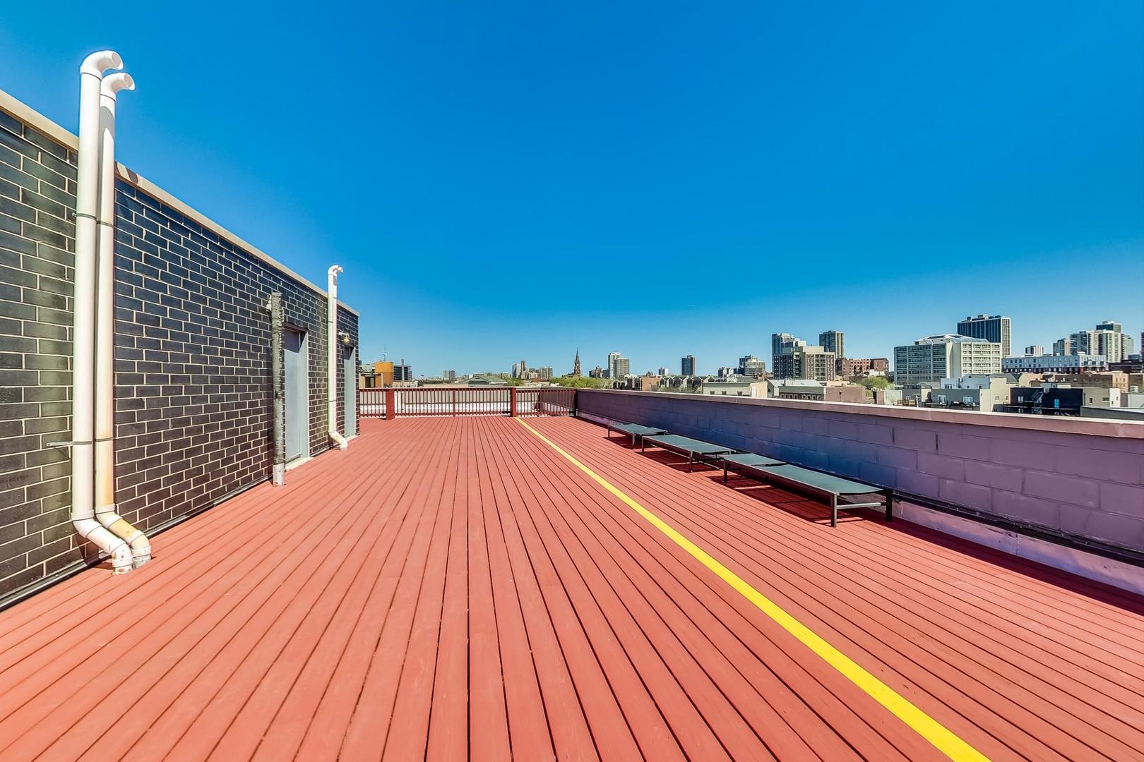 1317 N Larrabee Street Unit: 303