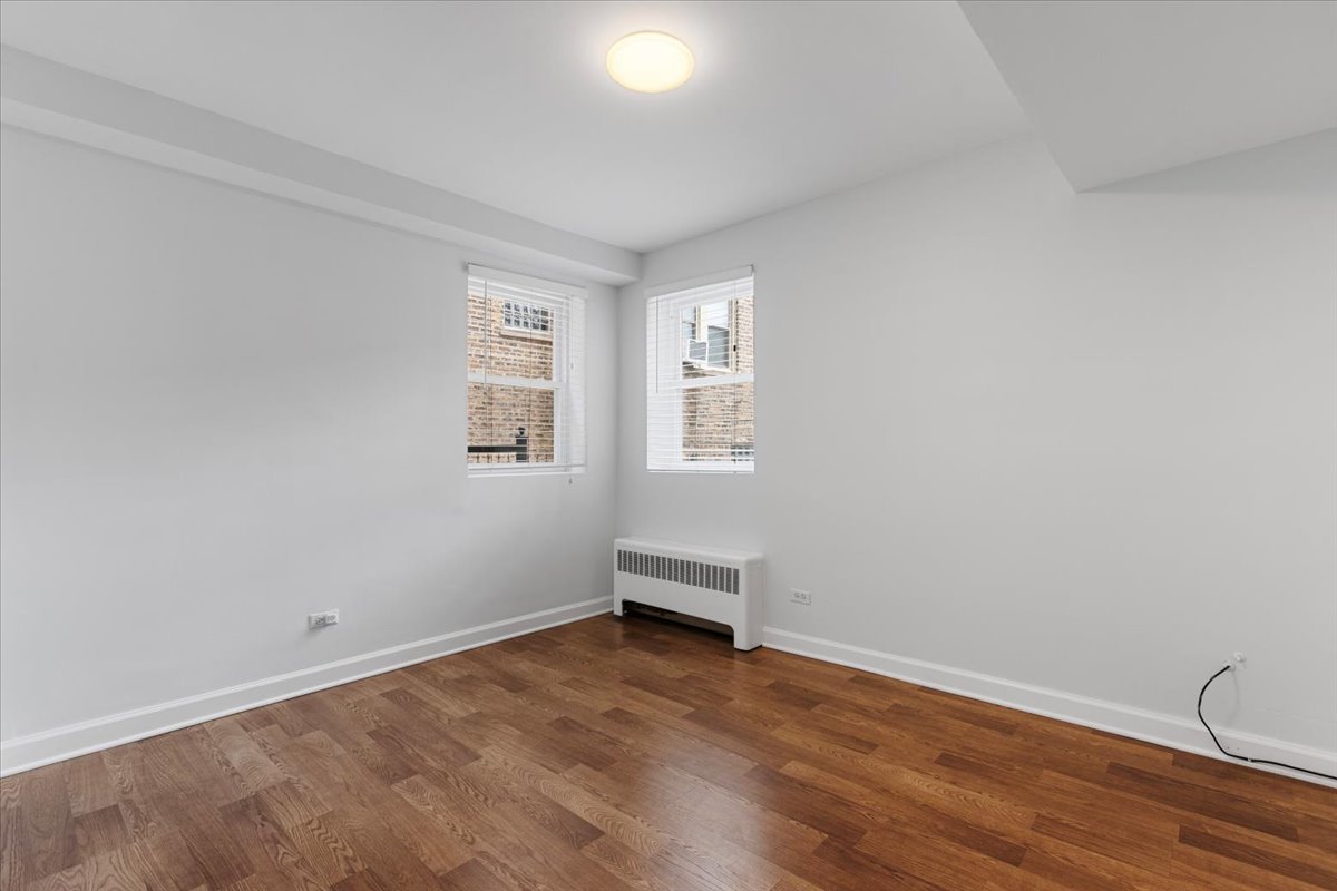 7435 N Ridge Boulevard Unit: GB