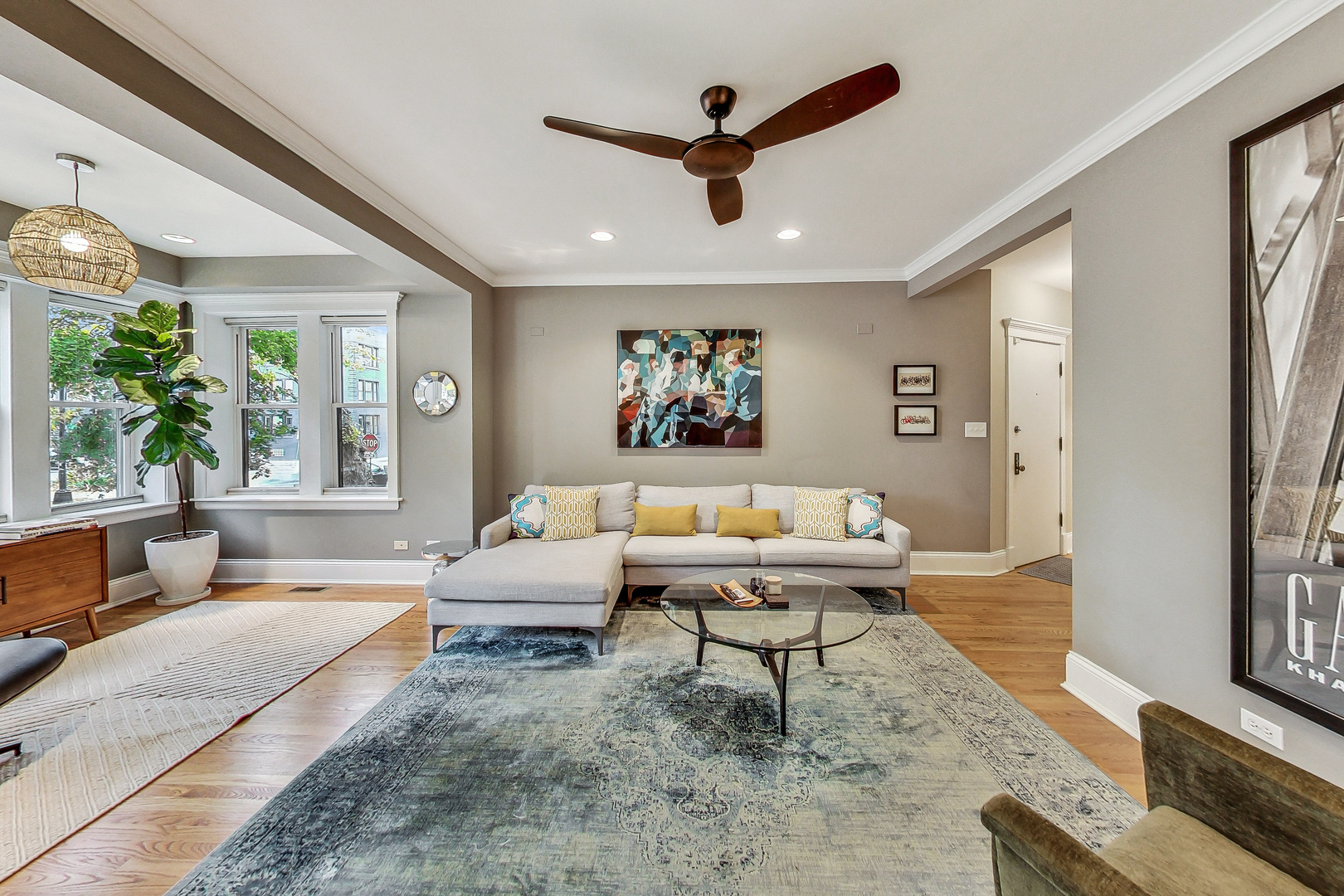 1725 W BRYN MAWR Avenue Unit: 1