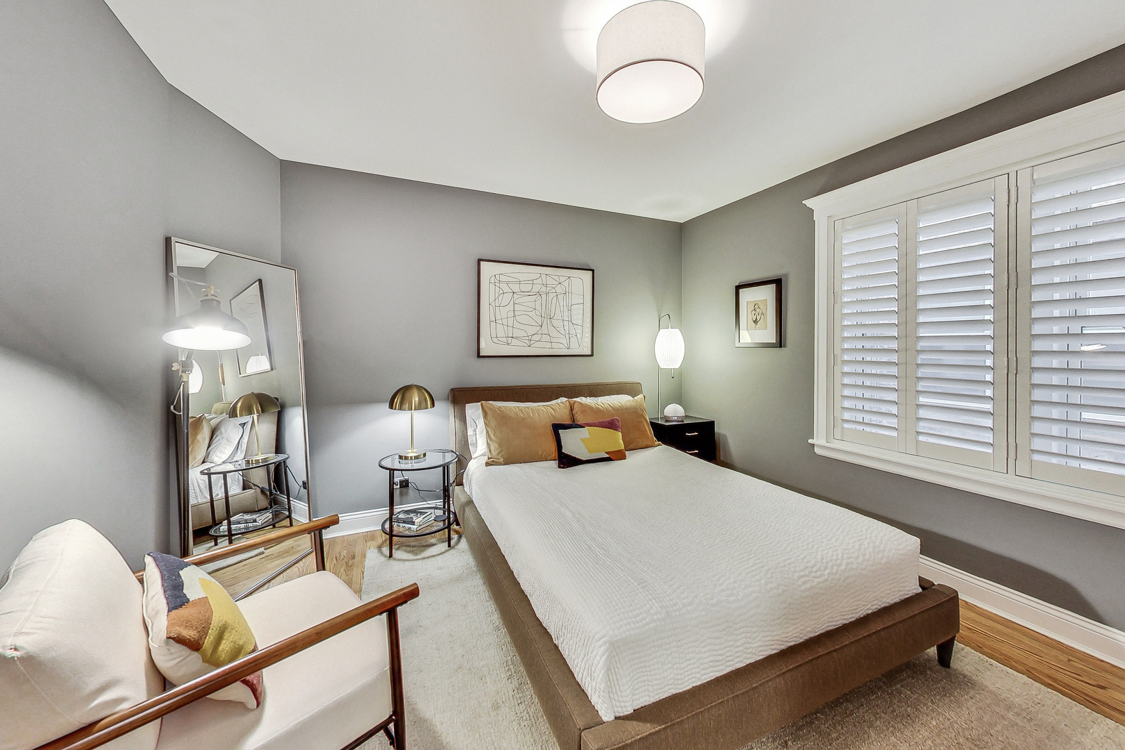 1725 W BRYN MAWR Avenue Unit: 1
