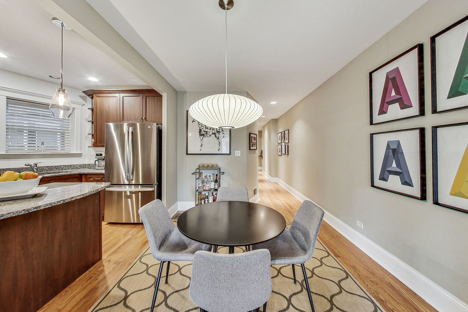1725 W BRYN MAWR Avenue Unit: 1