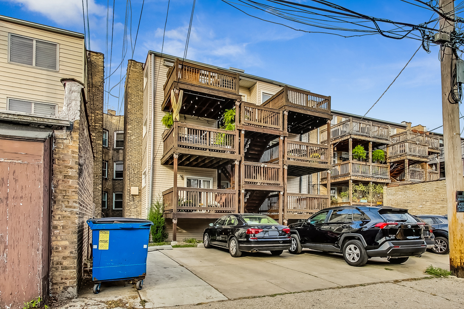 1725 W BRYN MAWR Avenue Unit: 1