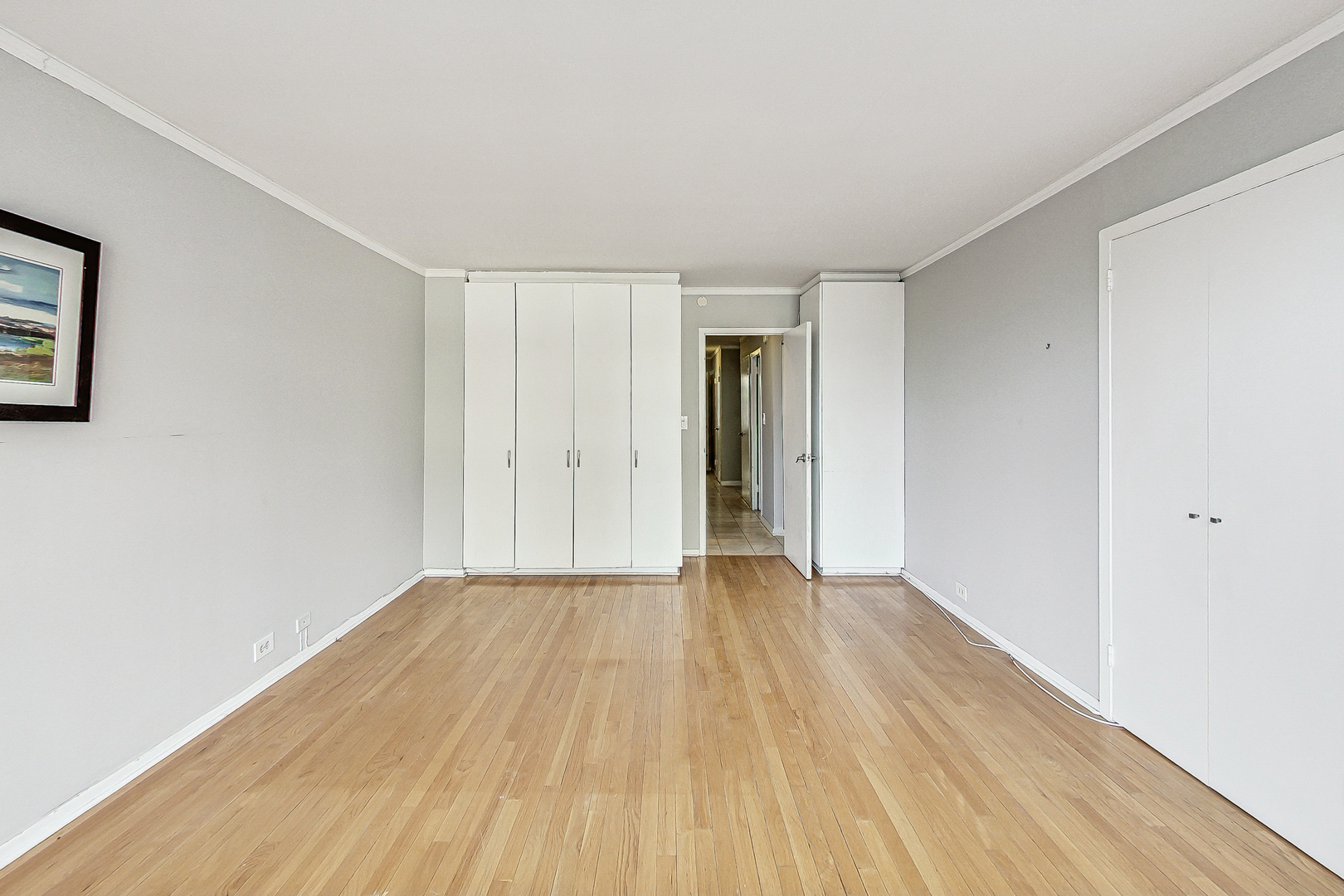 1000 N LAKE SHORE Drive Unit: 305
