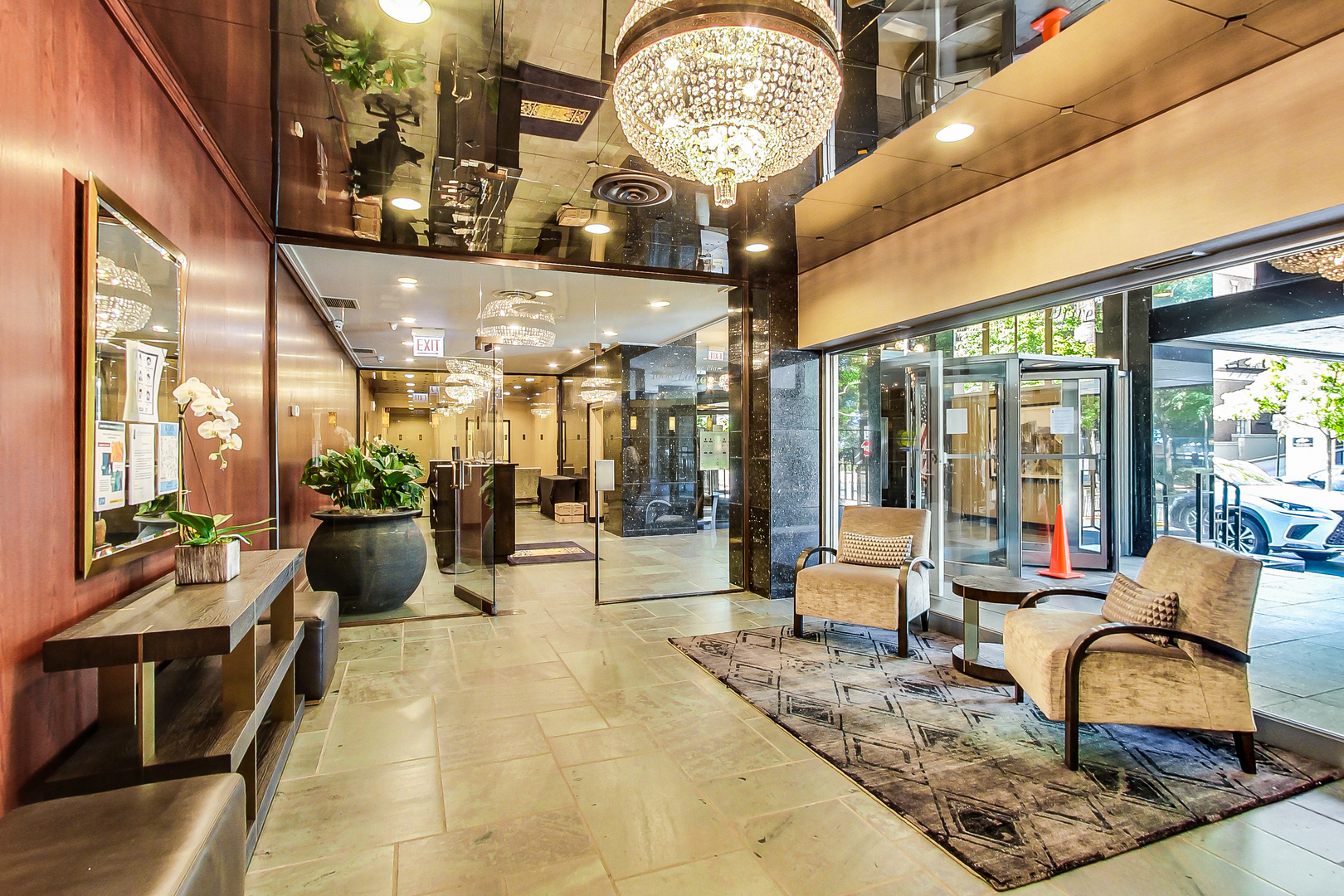 1000 N LAKE SHORE Drive Unit: 305