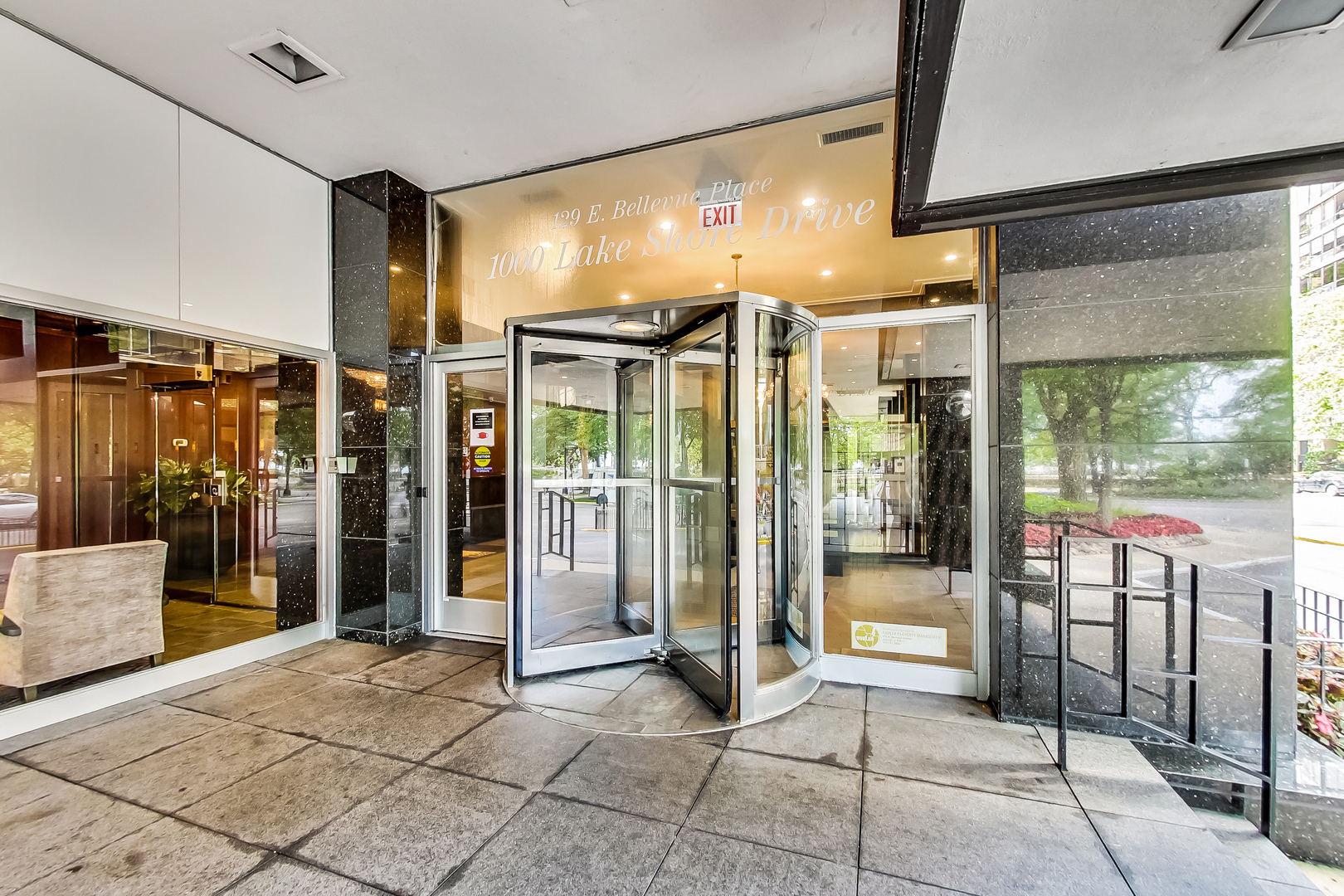 1000 N LAKE SHORE Drive Unit: 305