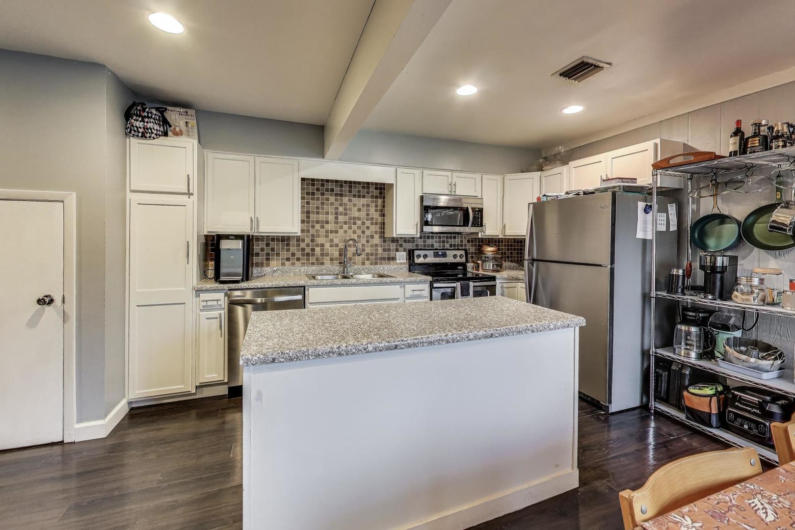3317 Beacon Street Unit: 74