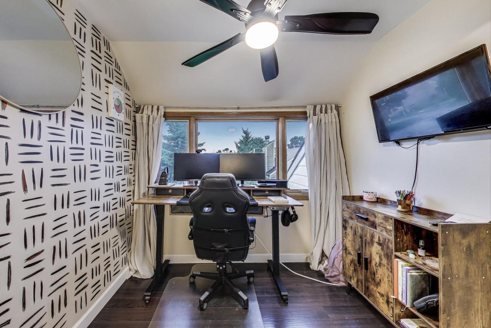 3317 Beacon Street Unit: 74