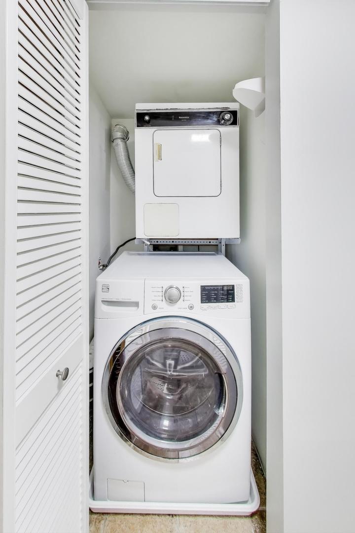 4334 N Dayton Street Unit: G